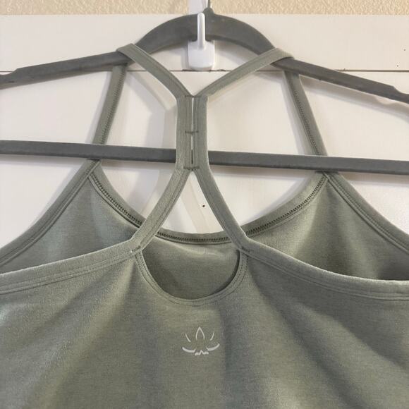 Beyond Yoga Spacedye Slim Racerback Cropped Tank and Legging Set SM Green - Picture 6 of 11